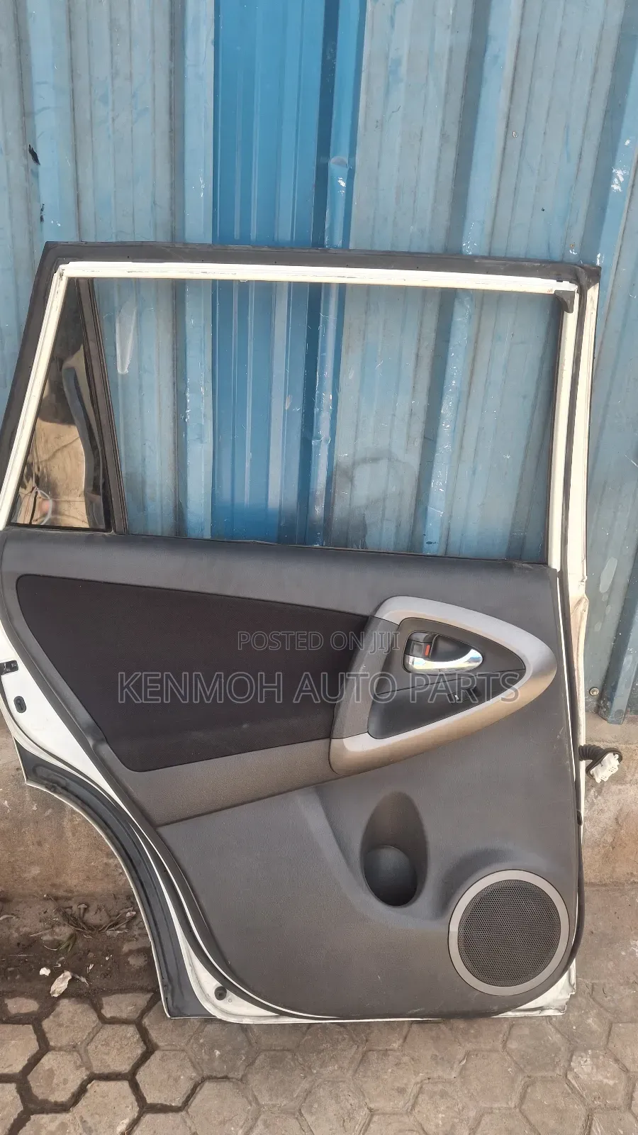Vanguard Rear Door