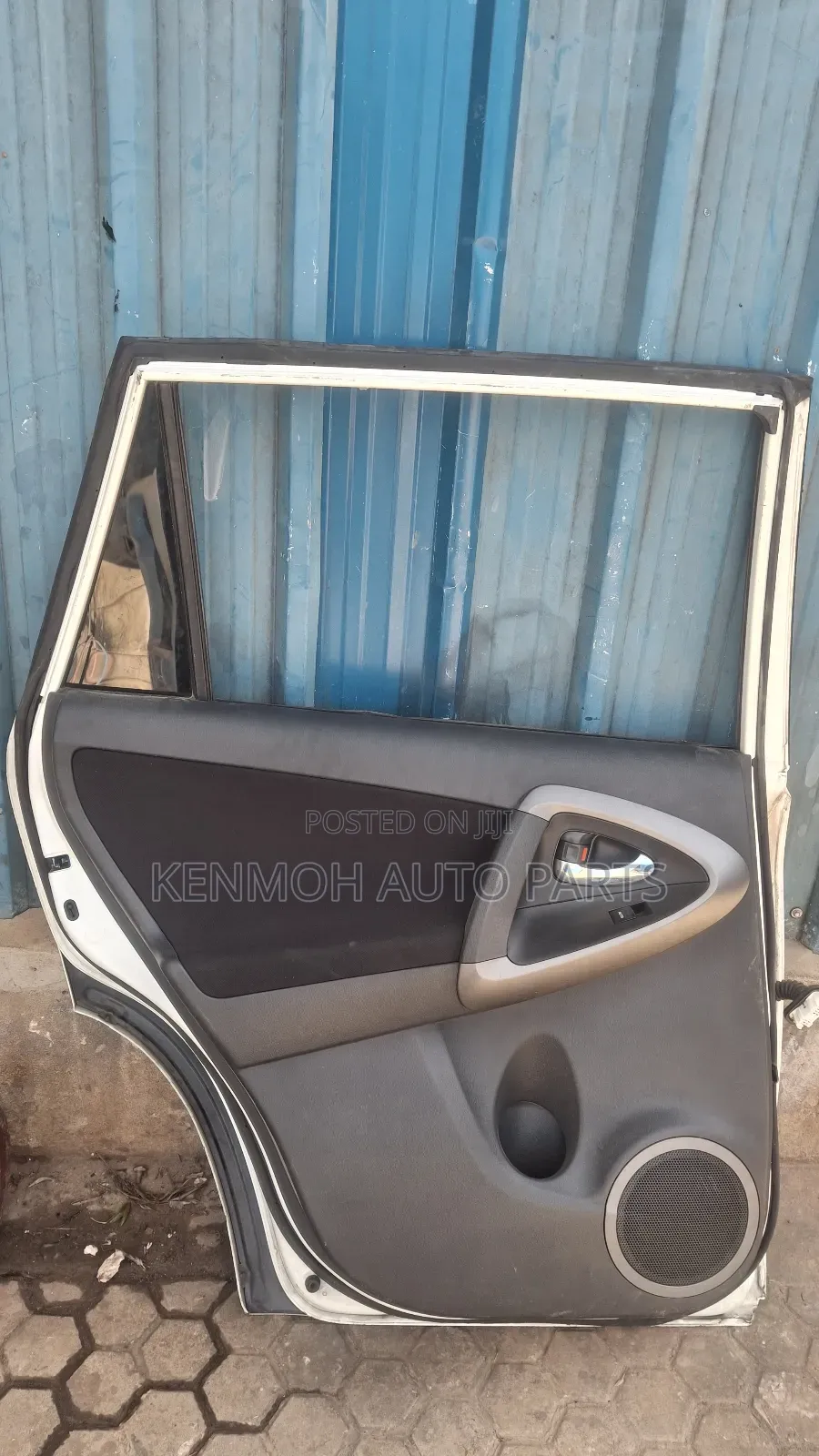 Vanguard Rear Door
