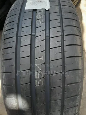 255/45zr20 Dunlop Tyre