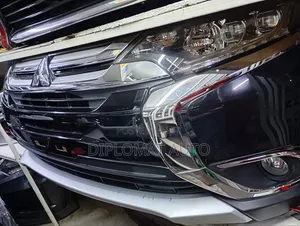 Mitsubishi Outlander 2018 Nosecut