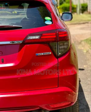 Honda Vezel 1.5 Hybrid 2WD 2018 Burgundy