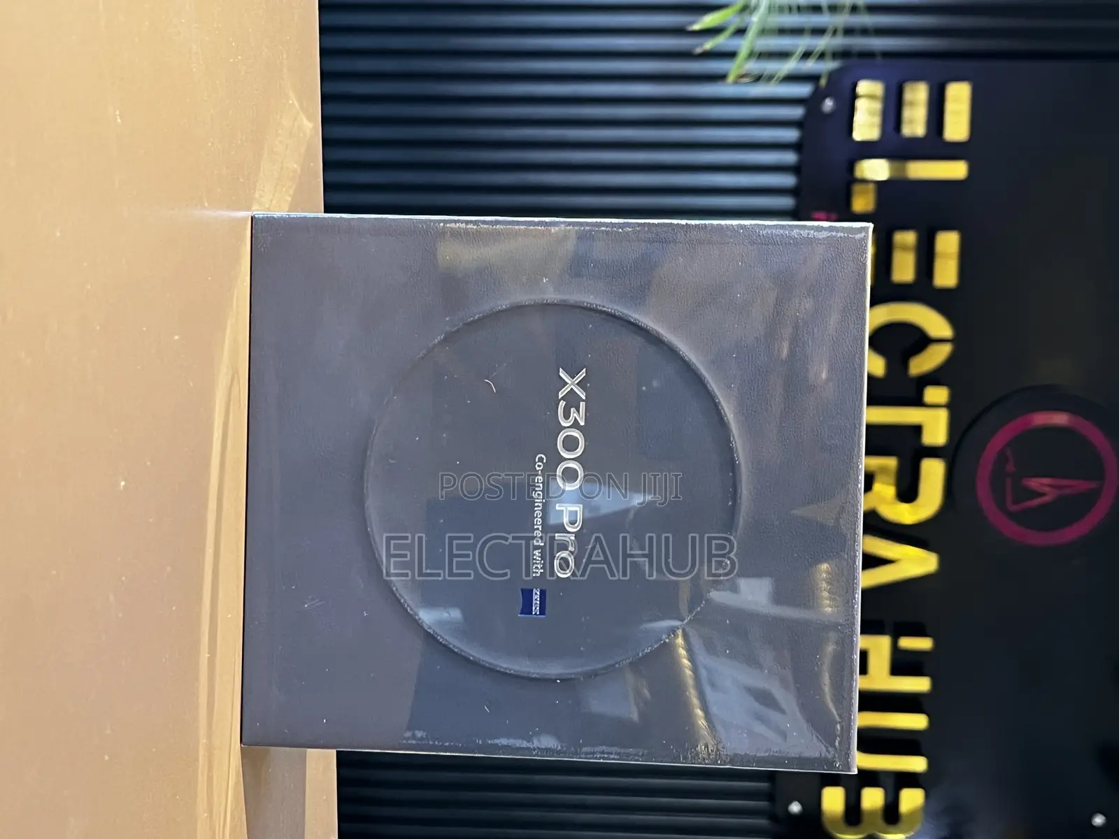 New Vivo X300 Pro 512 GB Gold