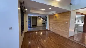 5bdrm Villa in Runda for rent