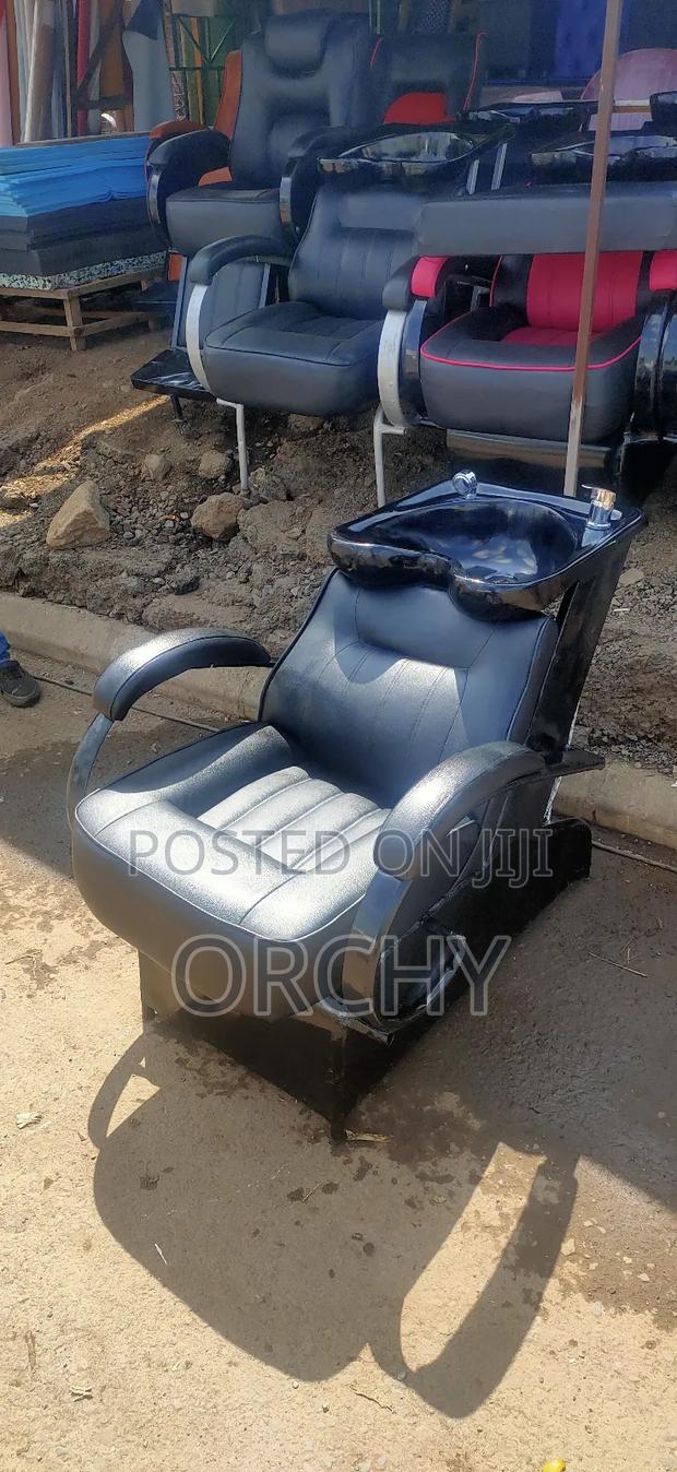 Salon Sink/ Shampoo Seat - main view