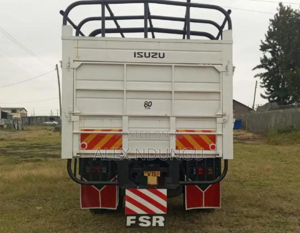 Isuzu FSR Super Clean - thumbnail 2