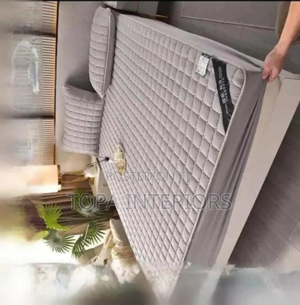 Fitted Sheet Style Quilted Waterproof Mattress Covers for Hotel Beds