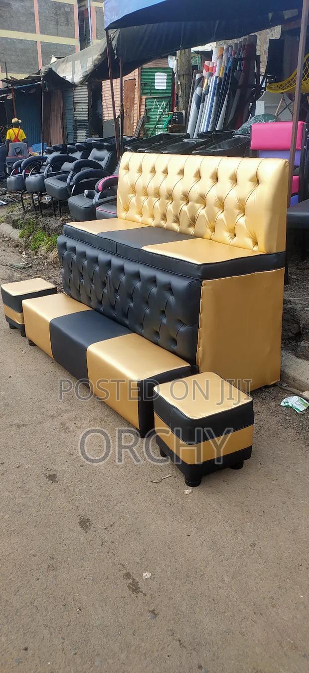 Golden 3seater Pedicure Couch - thumbnail 3