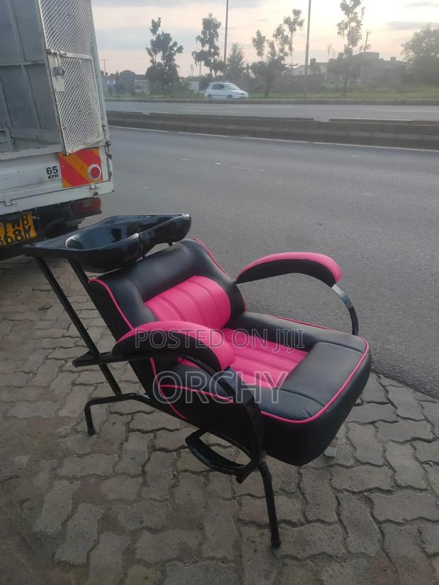Pink Salon Sink/ Shampoo Seat - main view