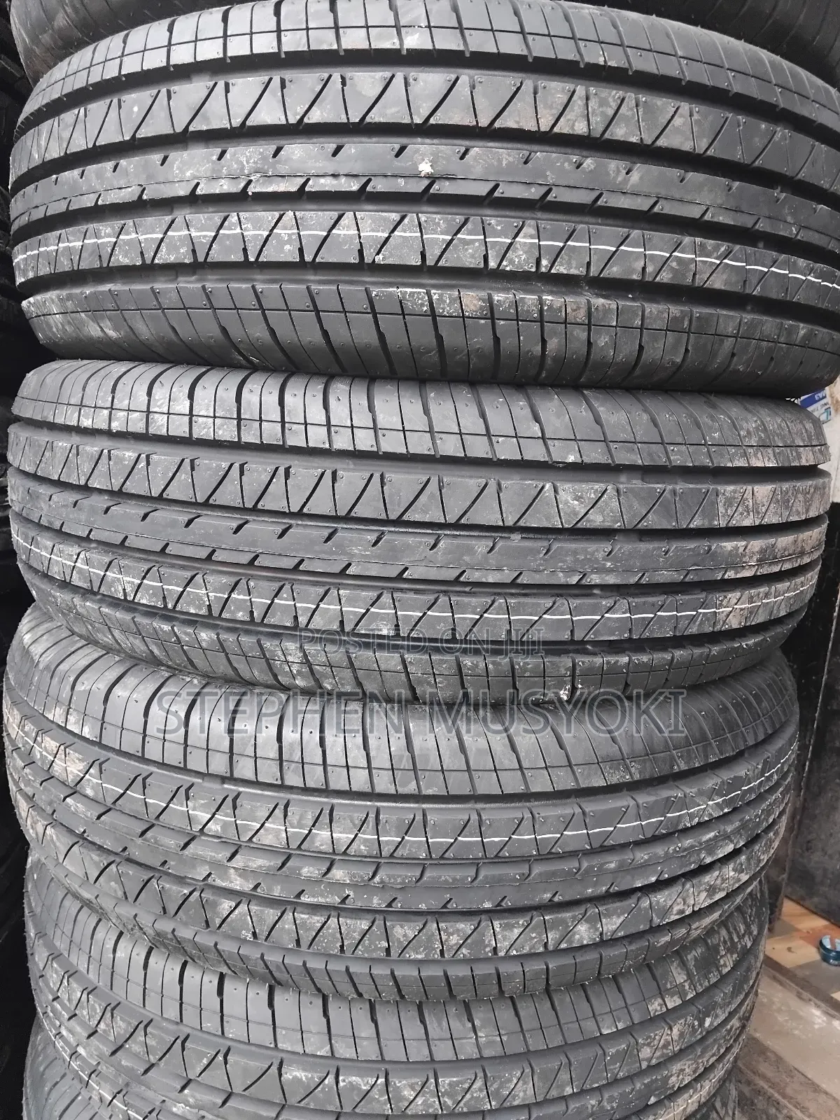195/70r14 Maxtrek Tyre