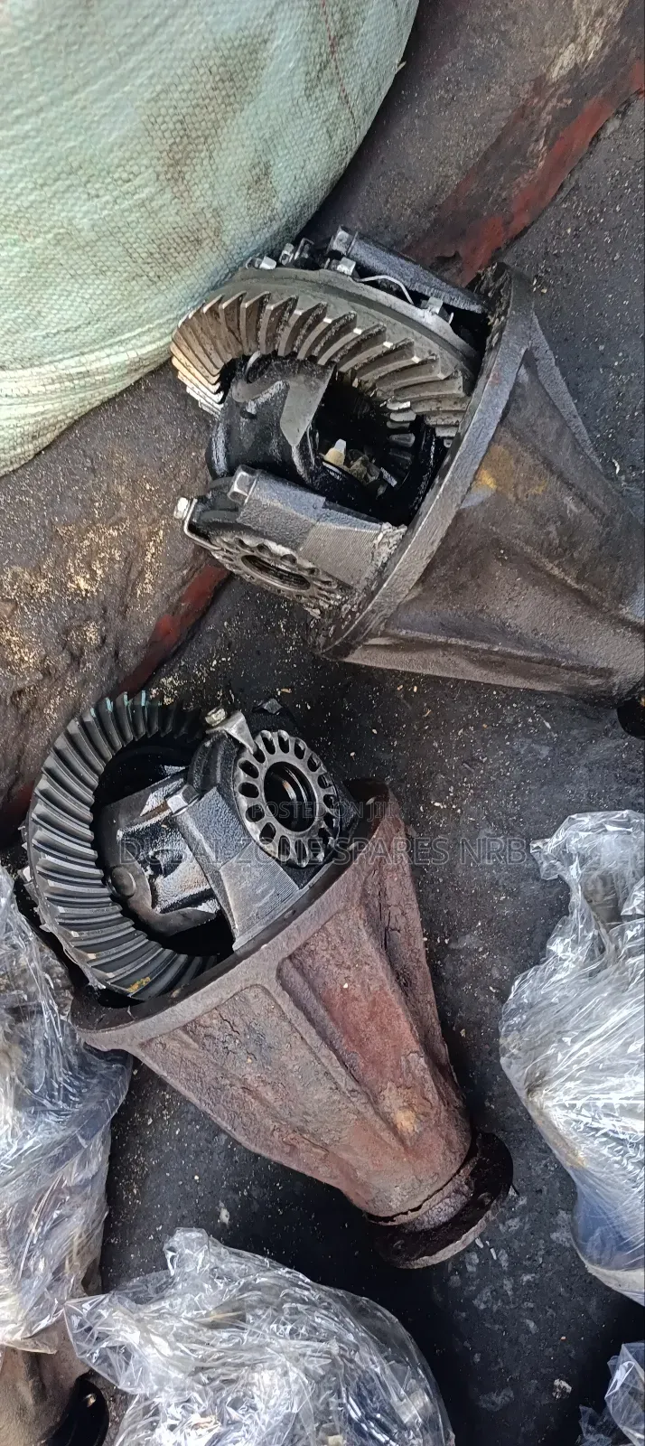 Rear Differentials Hiace 7l, Hilux D-4d,5l.