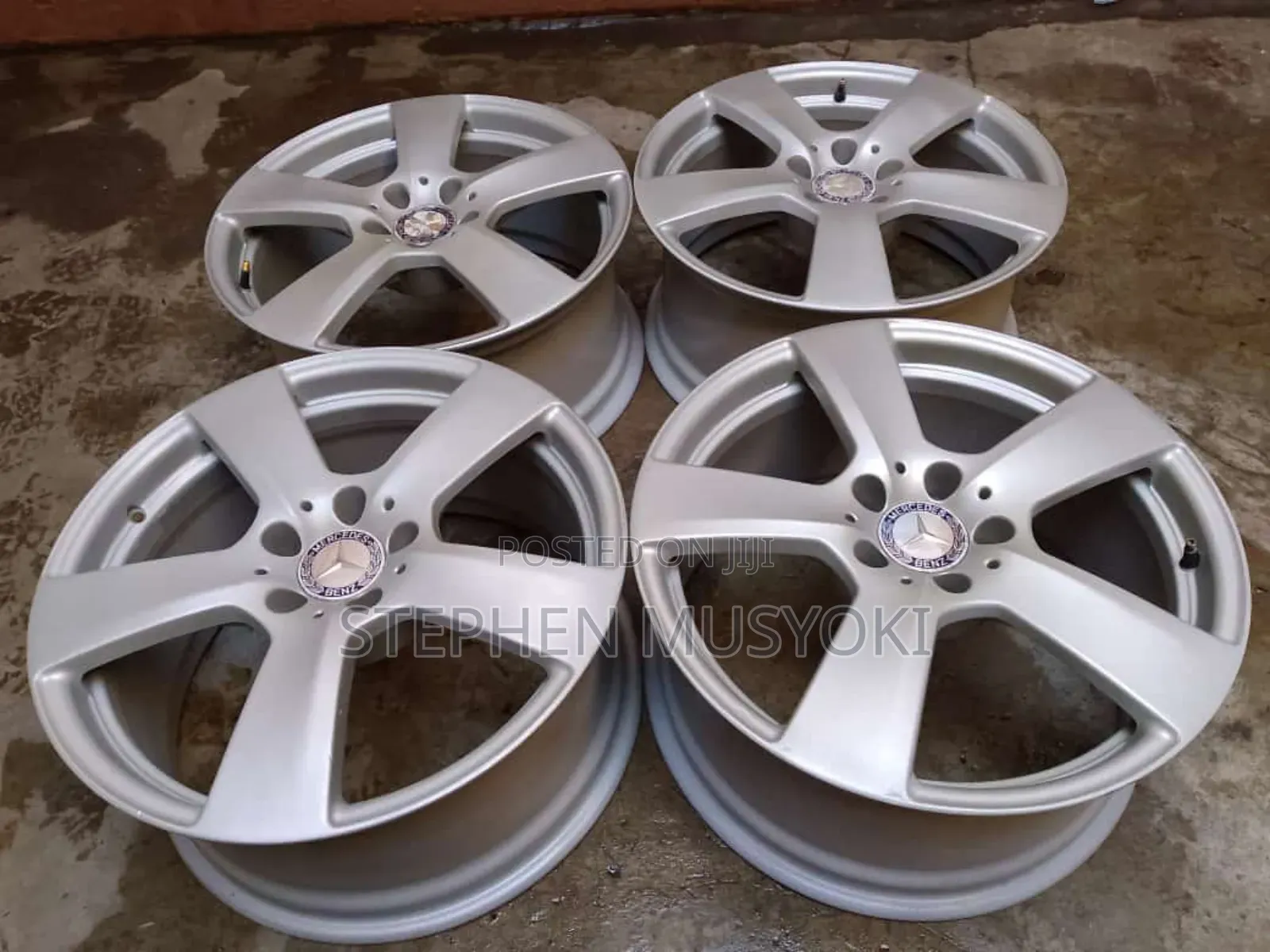 Mercedes Benz W203 18inch Wheels
