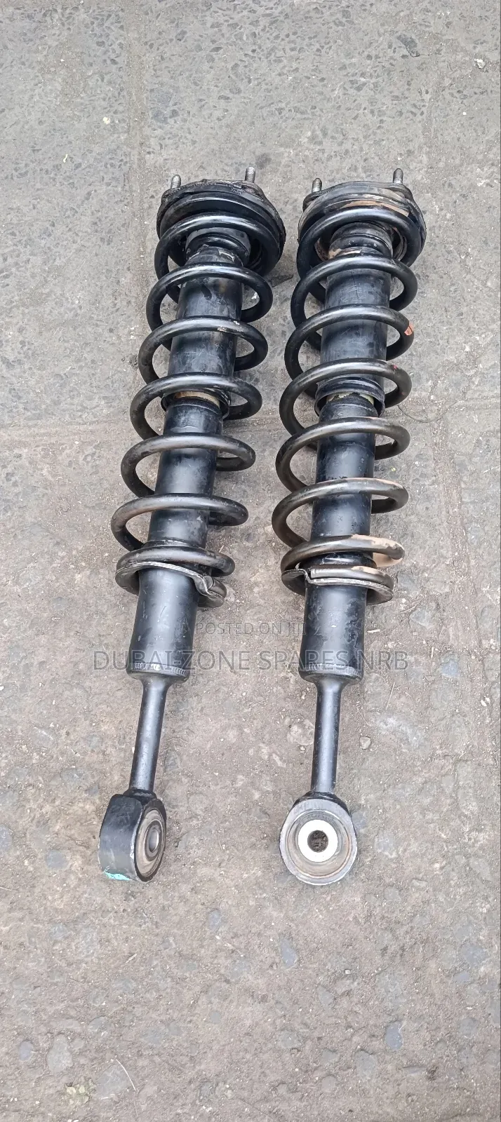Shocks Complete Land Cruiser V8.