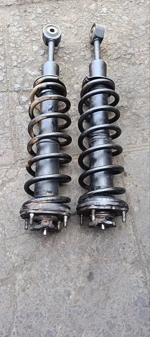 Shocks Complete Land Cruiser V8.