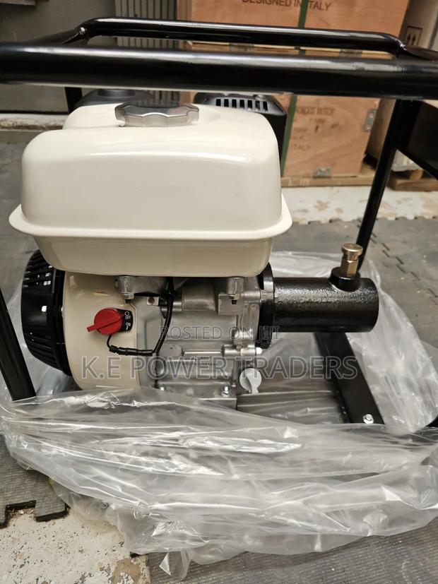 Honda Concrete Vibrator Original - thumbnail 2