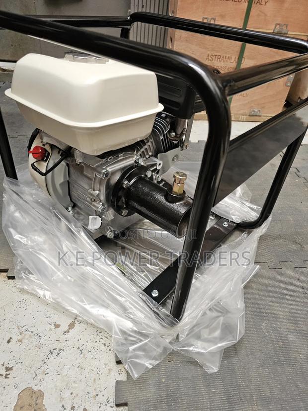 Honda Concrete Vibrator Original - thumbnail 3