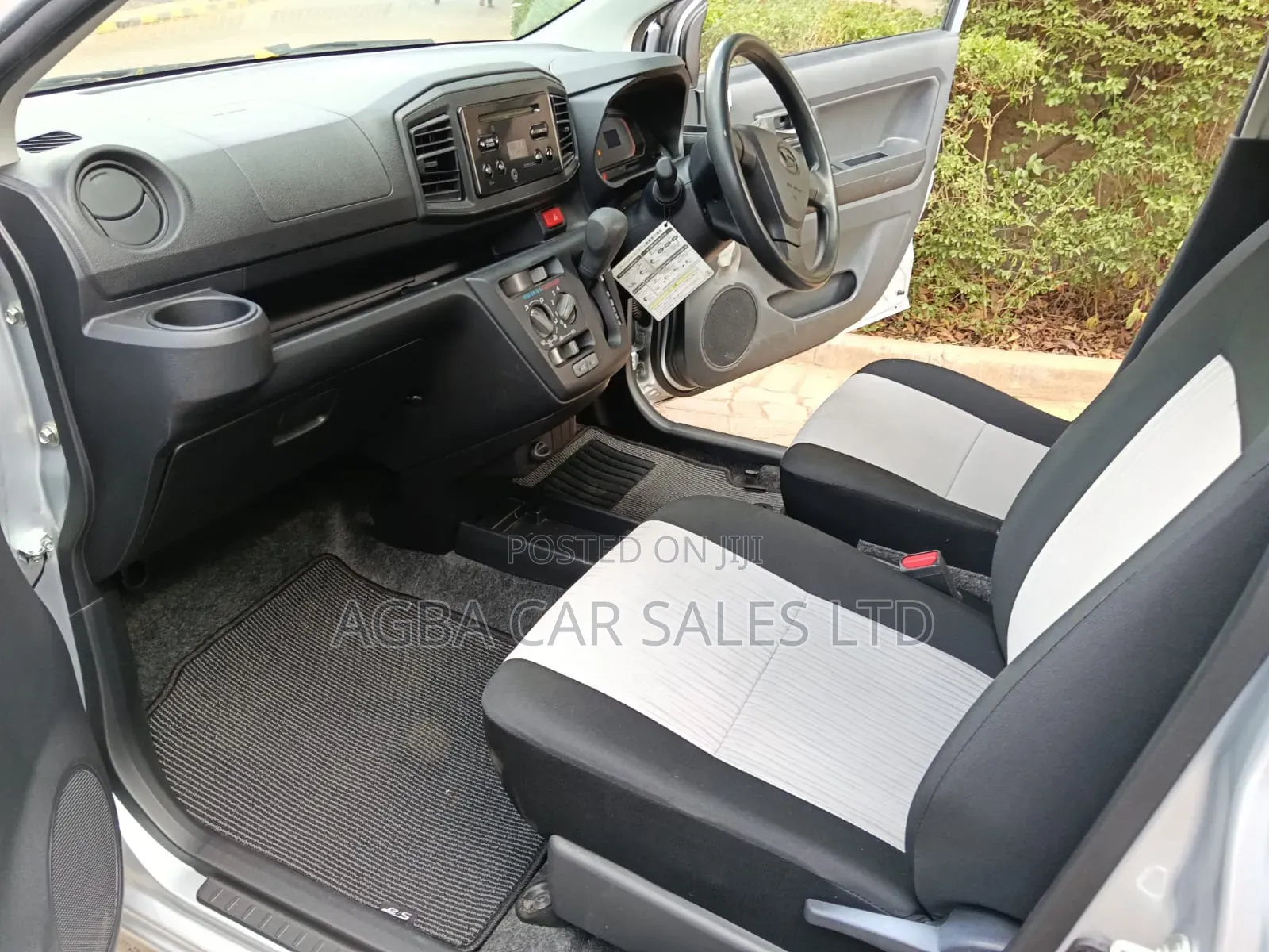 Daihatsu Mira 2018 Silver