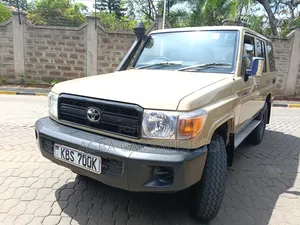 Toyota Land Cruiser Prado 2012 Beige