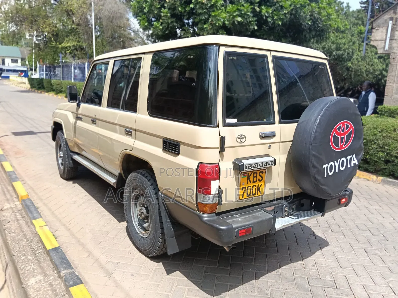 Toyota Land Cruiser Prado 2012 Beige