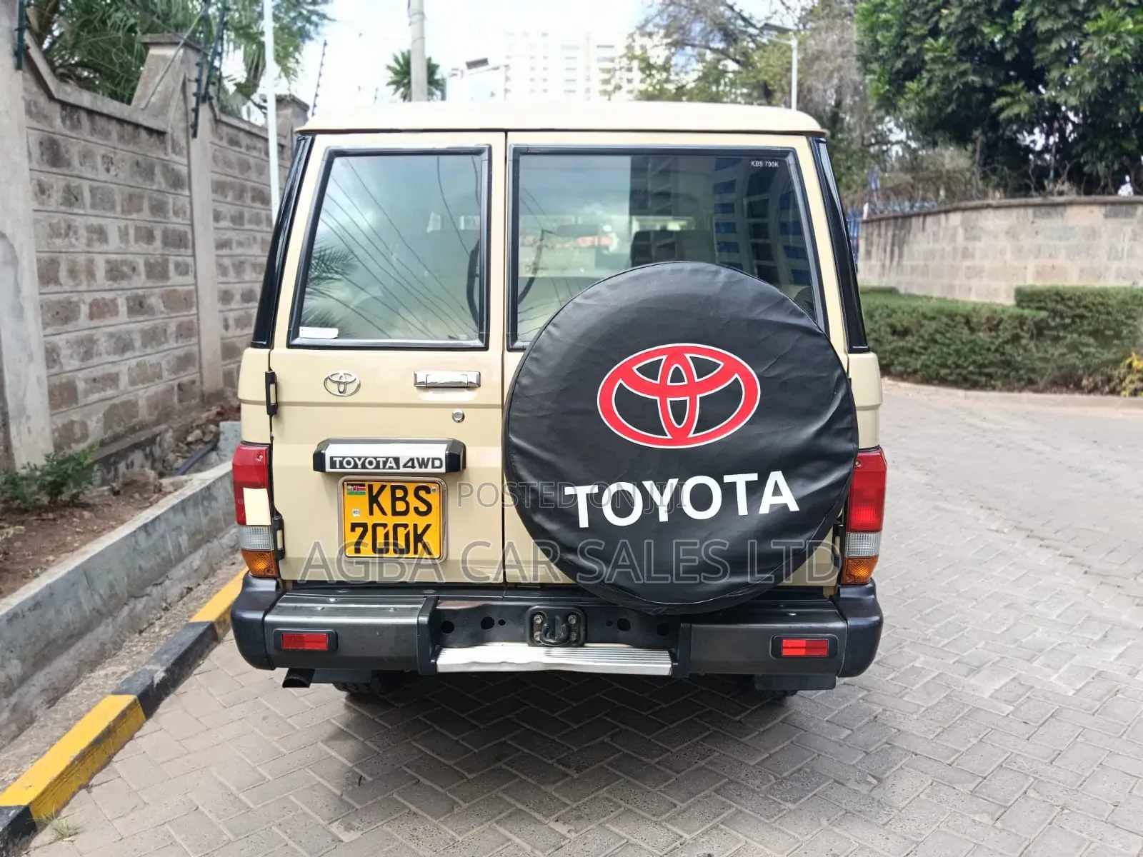 Toyota Land Cruiser Prado 2012 Beige