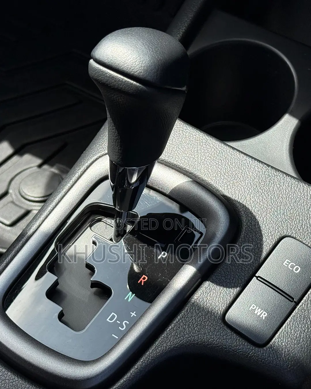 Toyota Hilux 2022 Black