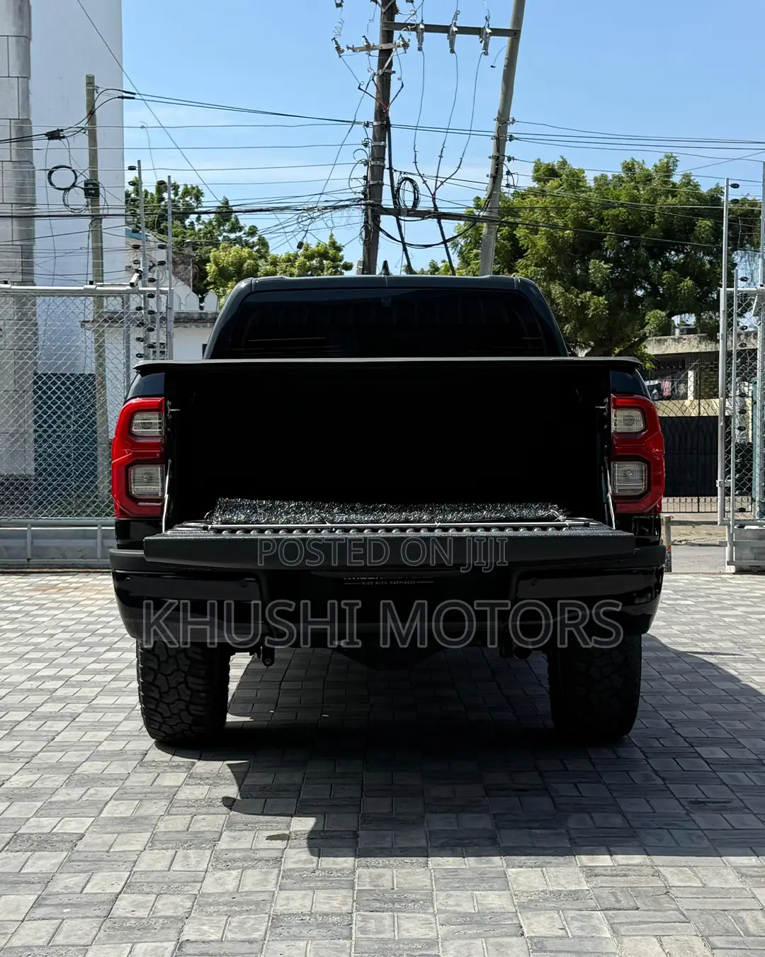Toyota Hilux 2022 Black