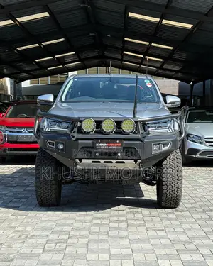 Toyota Hilux 2018 Silver