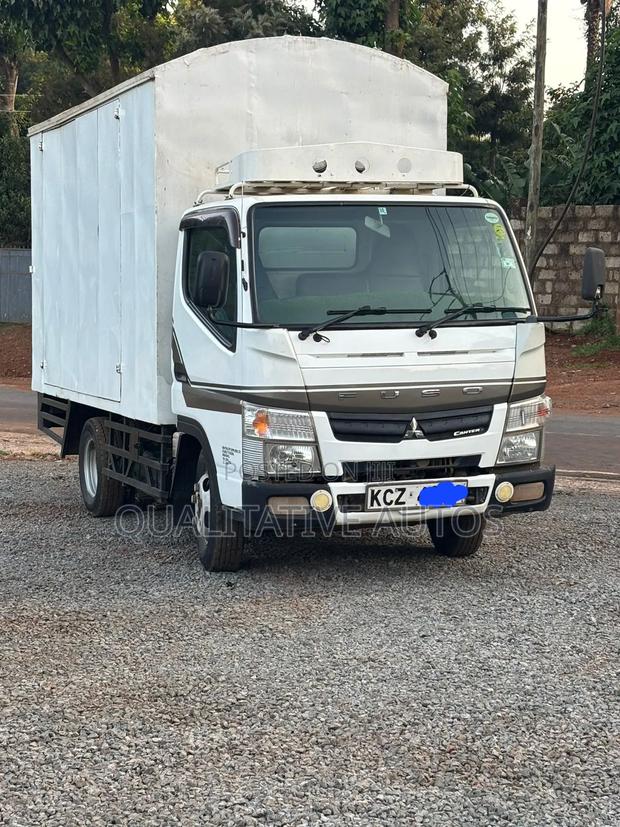 Mitsubishi Canter 2014 - thumbnail 4