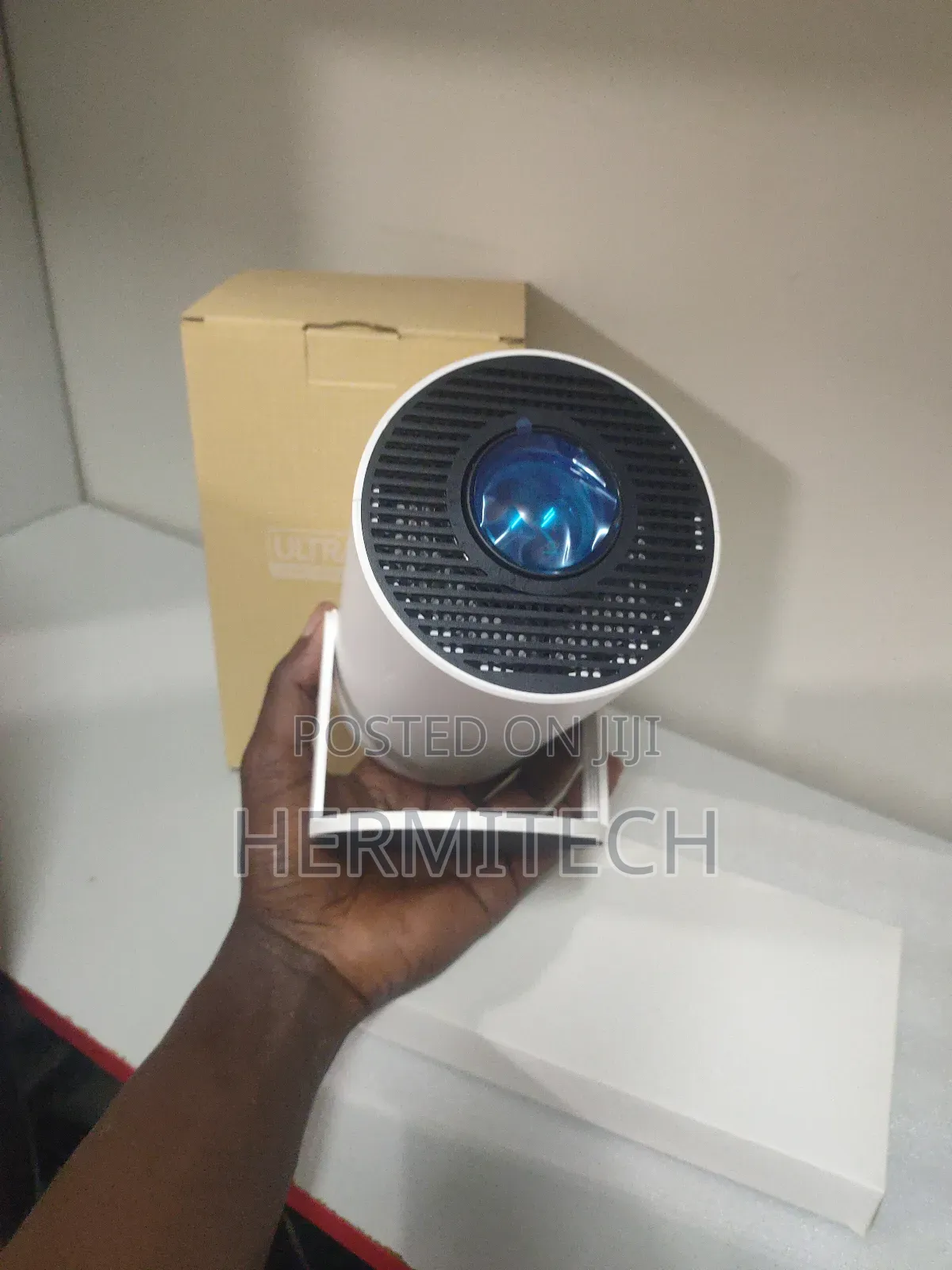 Smart Android Resolution Hy300 Projector