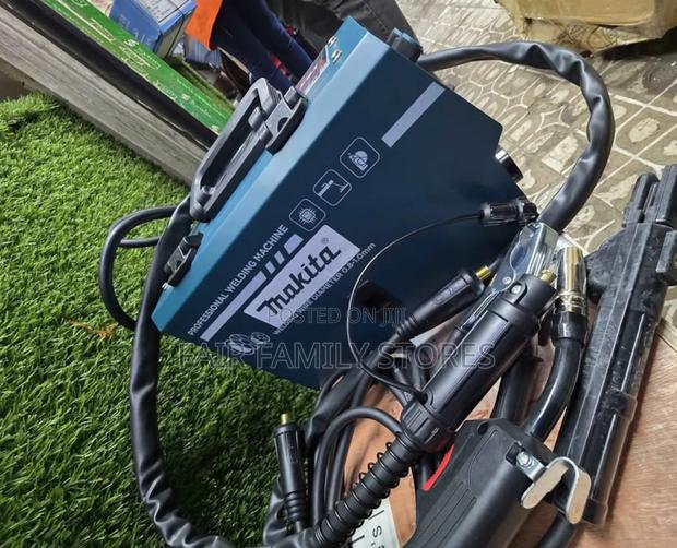 Makita 400ah Mig Welding Machine - thumbnail 3