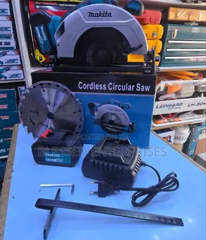 Professional Cordless Makita Circular Saw/Makita Circular Saw