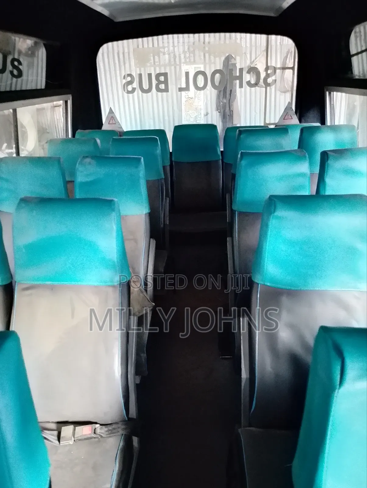 Isuzu Executive Bus 2008 Yellow