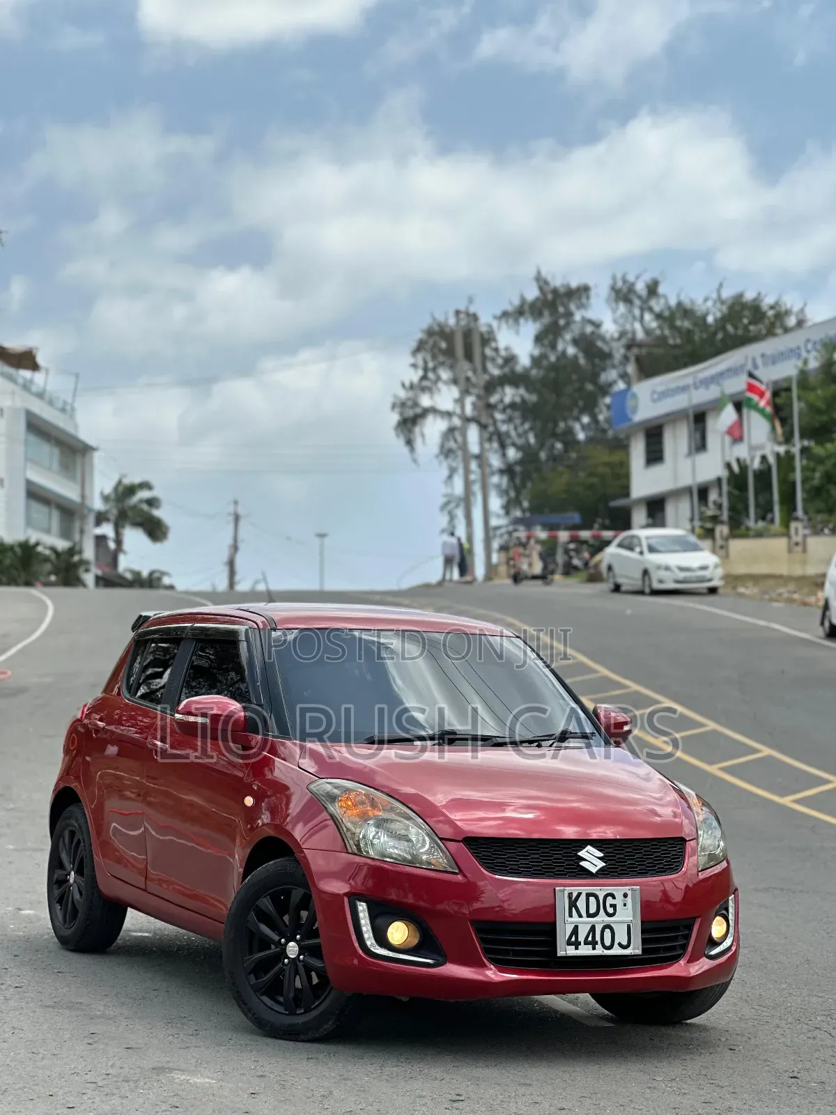 Suzuki Swift 2015 Red