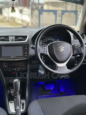 Suzuki Swift 2015 Red