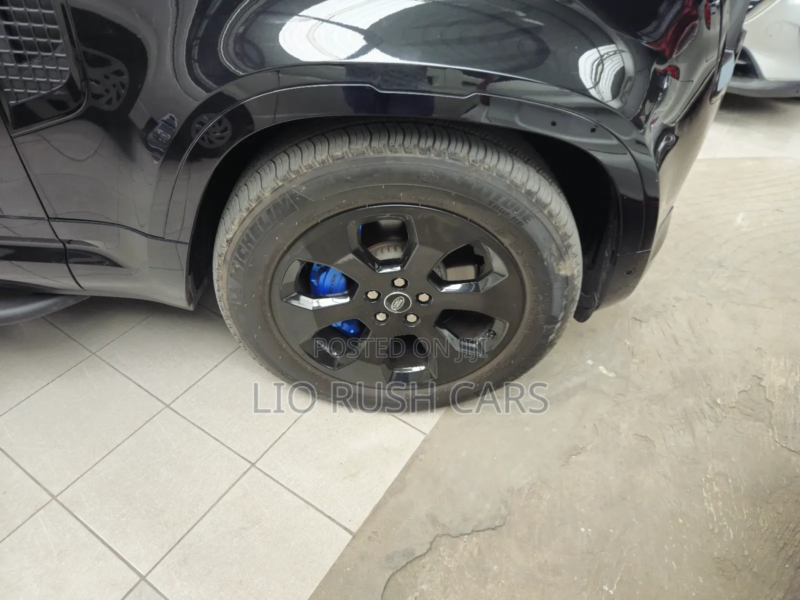 Land Rover Defender 2023 Black
