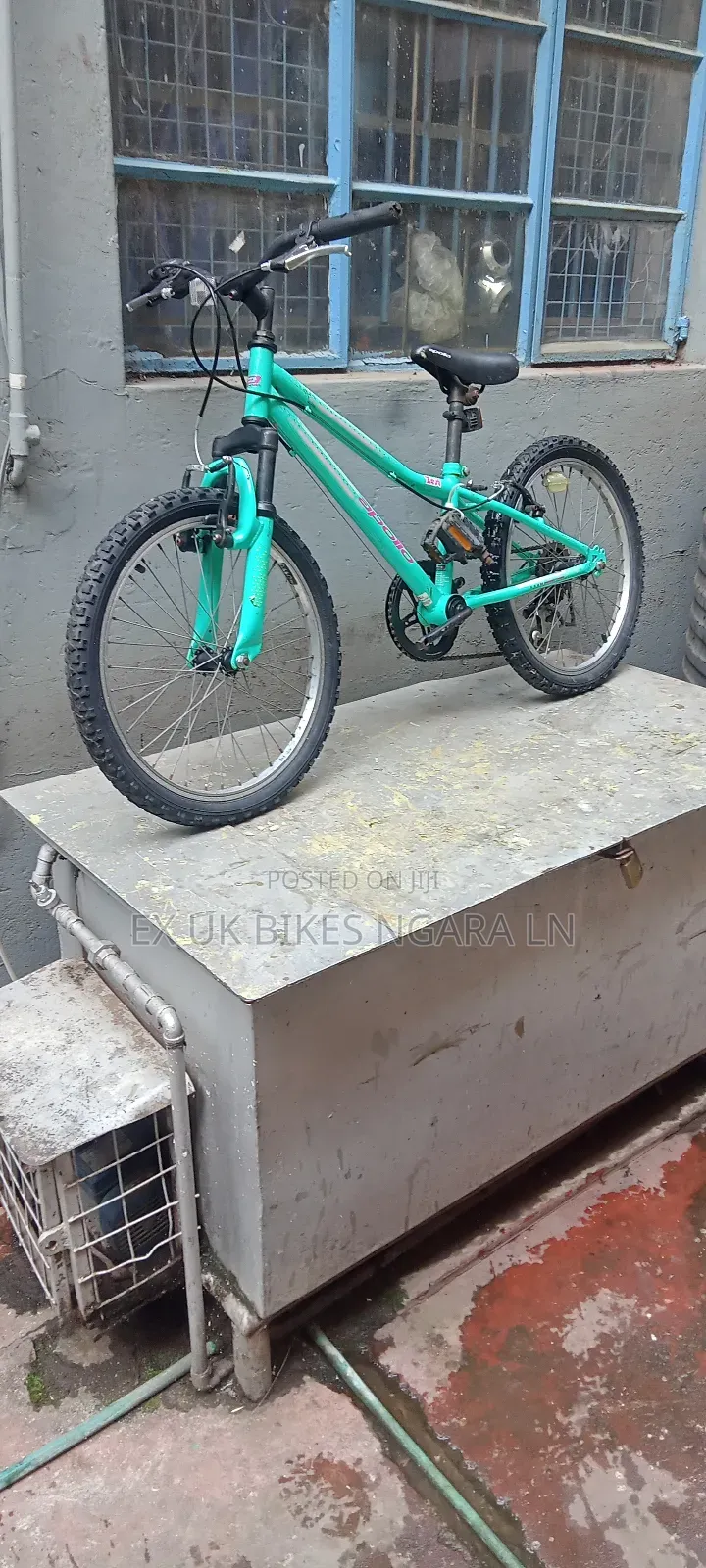 Ex Uk Size 20 Green Apollo for 6-7 Yr Old