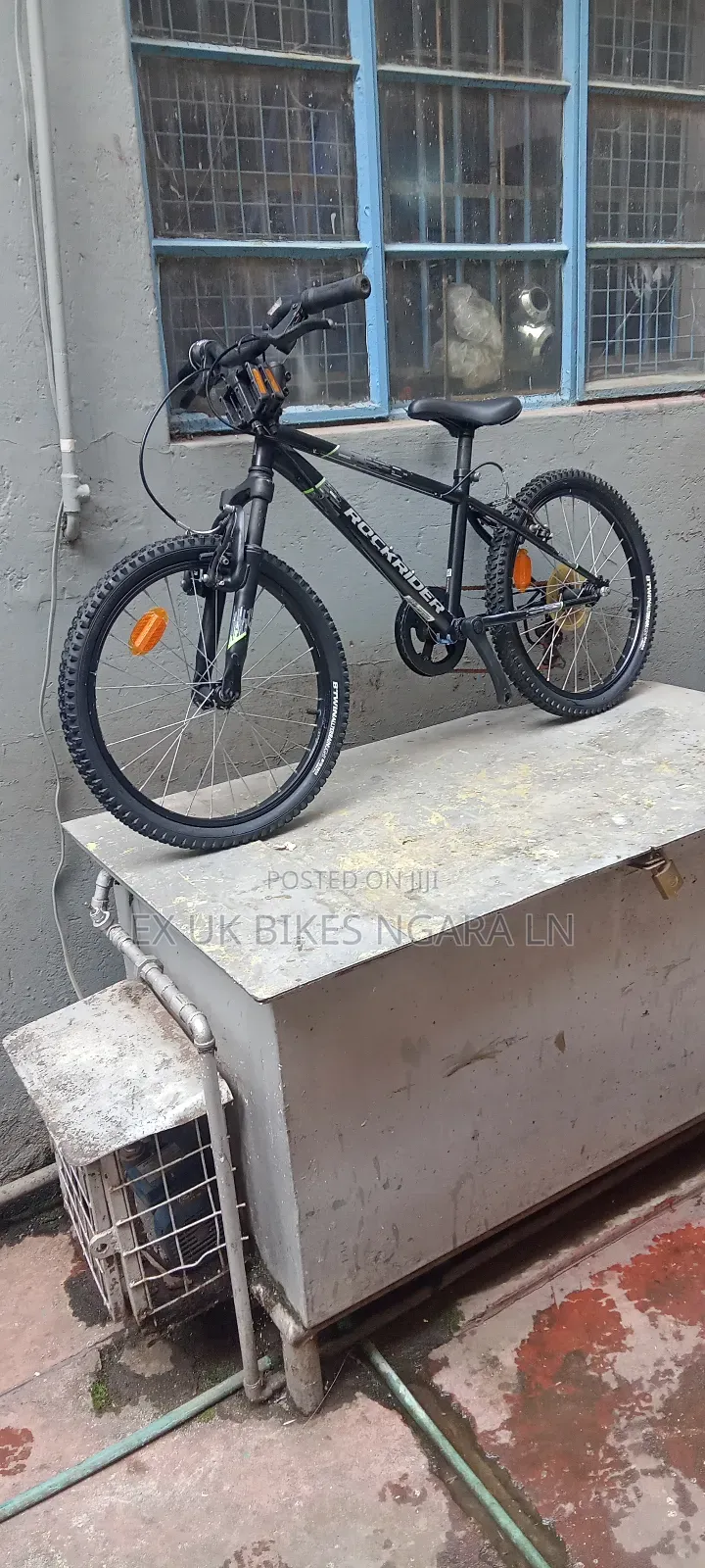 Ex Uk Size 20 Black Rock Rider Bicycle for 6-7 Yr Old With Gears