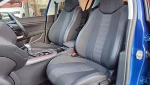 Peugeot 308 2018 Blue