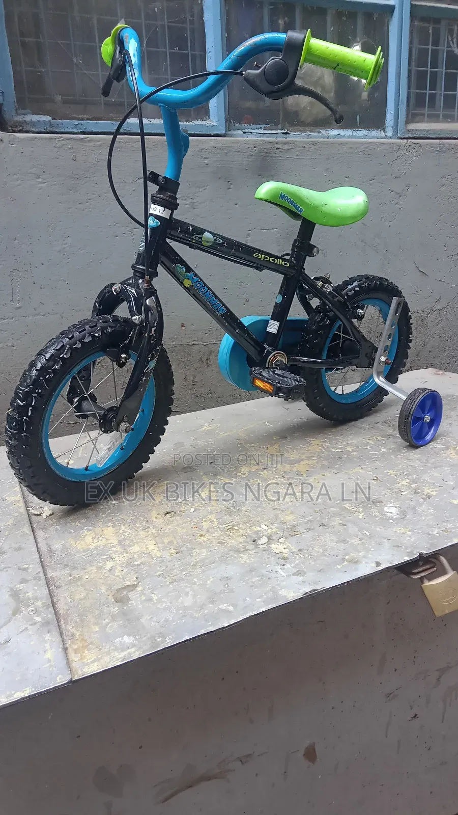 Ex Uk Size 12 Apollo Moonman Kids Bicycle for 2-3 Yr Old ,Side Wheels