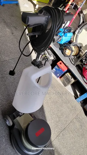 Best Quality Astramilano Floor Scrubber Machine With Brushes.