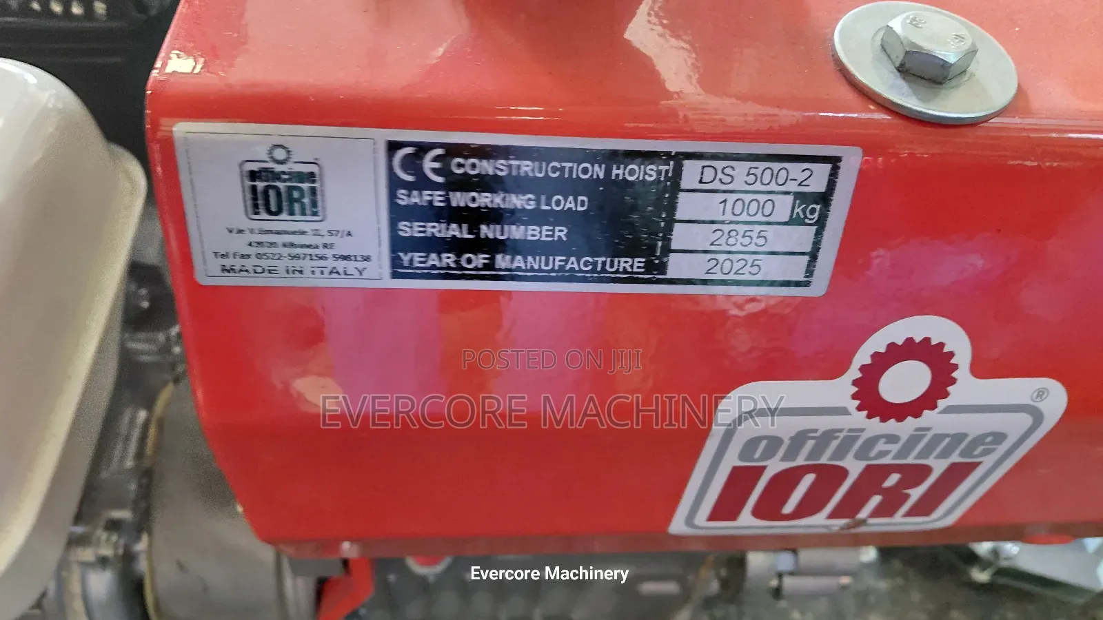 Iori Italian Concrete Hoist Machine 1 Tonne With Standard and Bucket.