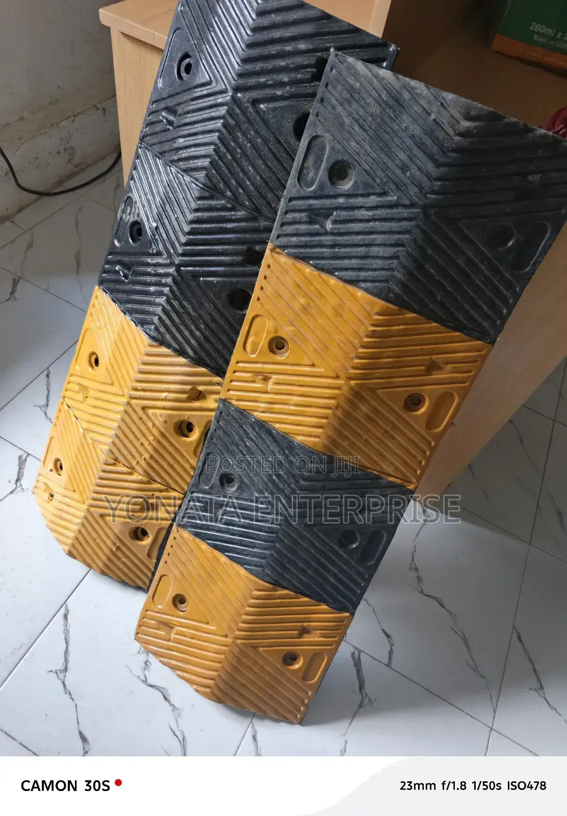 Anti-slip Rubber Speed Bump