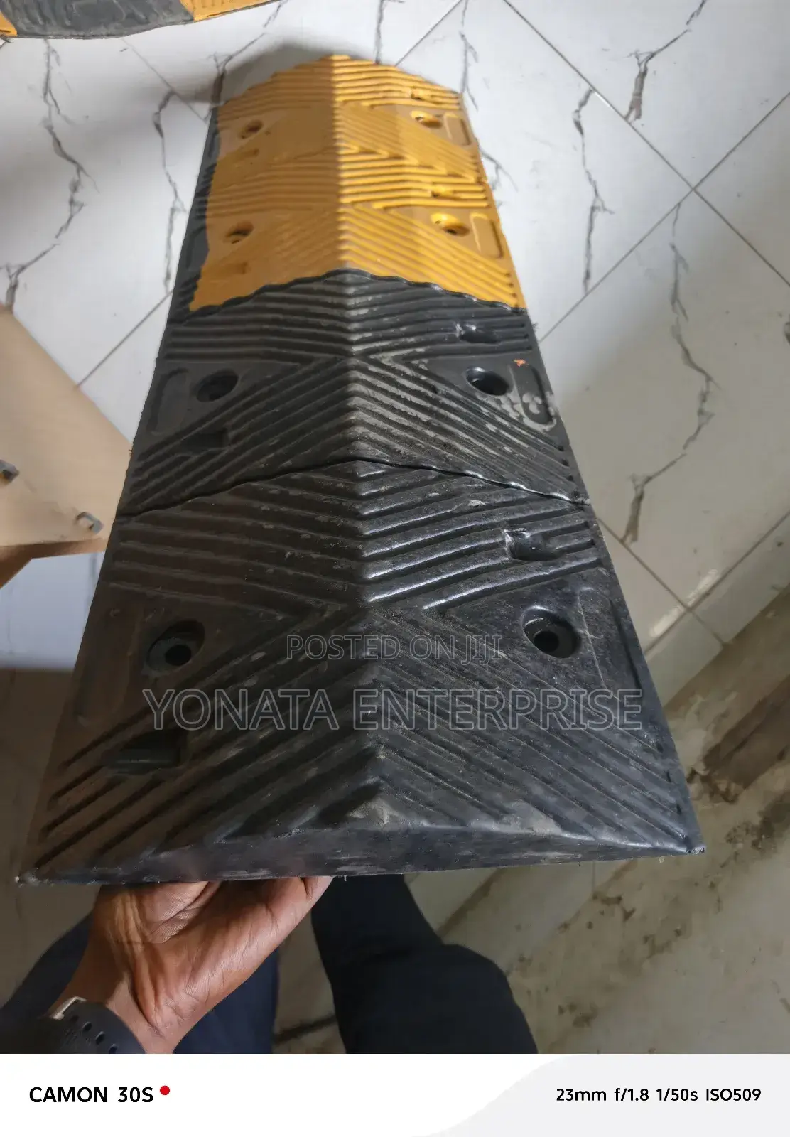 Anti-slip Rubber Speed Bump