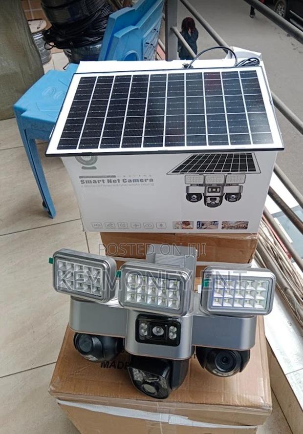 4g Solar Floodlight Camera With Street Lights 3 Lens Camera - main view