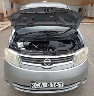 Nissan Serena 2009 Silver