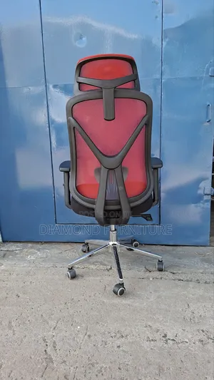 Ergonomic Office Chair – Red Mesh With Headrest