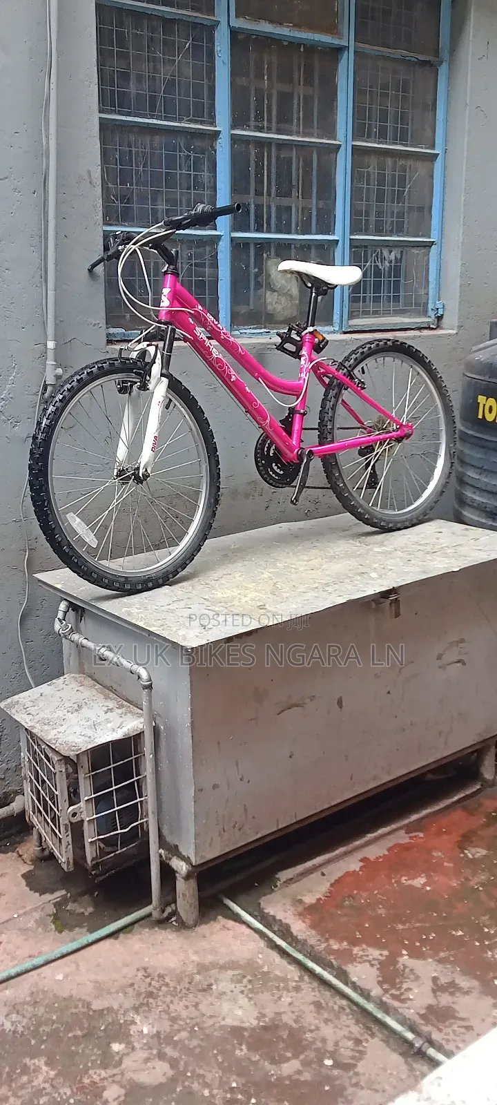Ex Uk Size 24 Spikes Diva Bicycle for 7-10 Yr Old 18 Speed