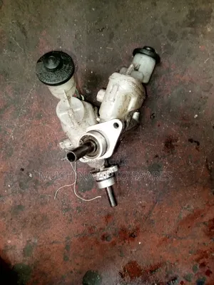 Brake Master Cylinder Toyota Vista