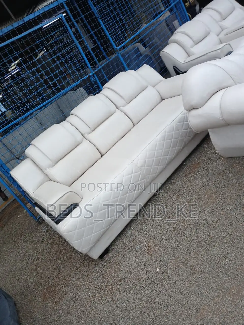 Commanding White 5 Seater Semi Recliner Sofa