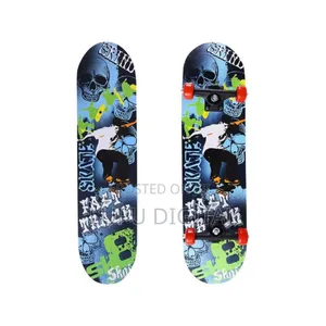 Small Skate Board
Suitable for 10 Years and Below
60cm Long