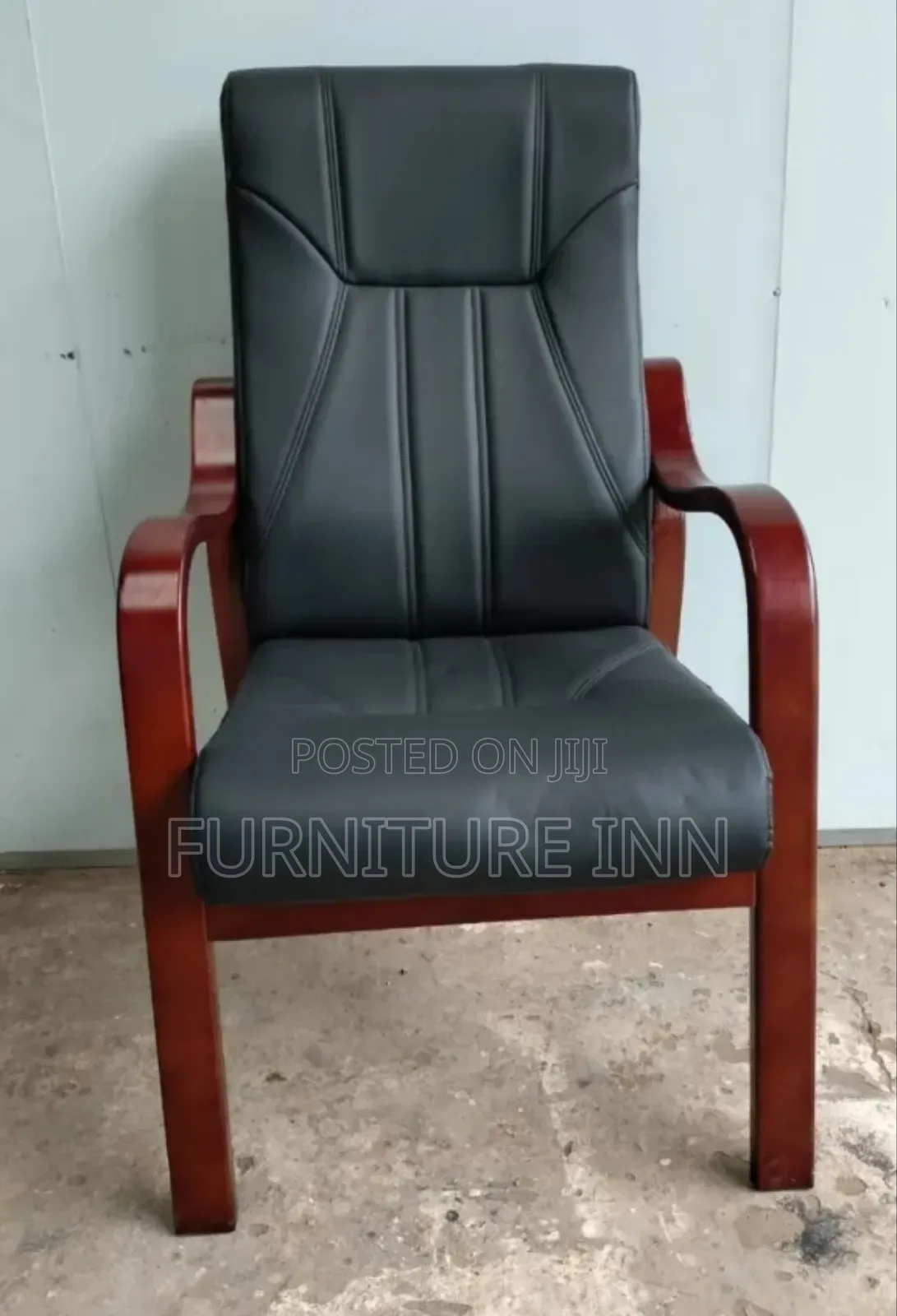 Conference Chair: Modern Leather Conference Chair